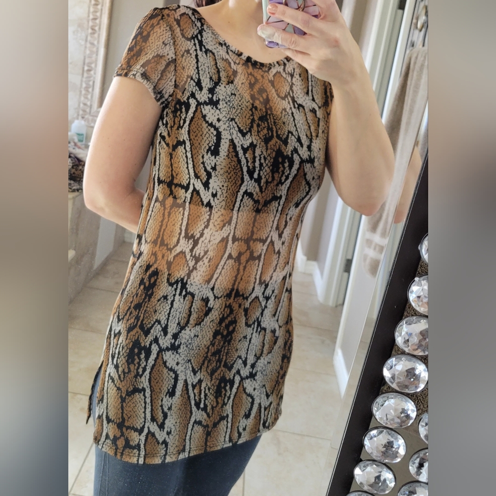 Sheer leopard print short sleeve top